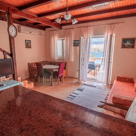 Appartement Mia Pag Town